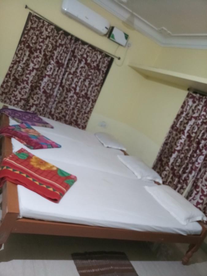 Sunrise Guest House Μπουμπάνεσβαρ Εξωτερικό φωτογραφία
