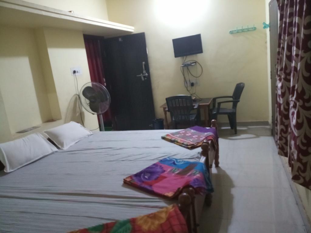 Sunrise Guest House Μπουμπάνεσβαρ Εξωτερικό φωτογραφία